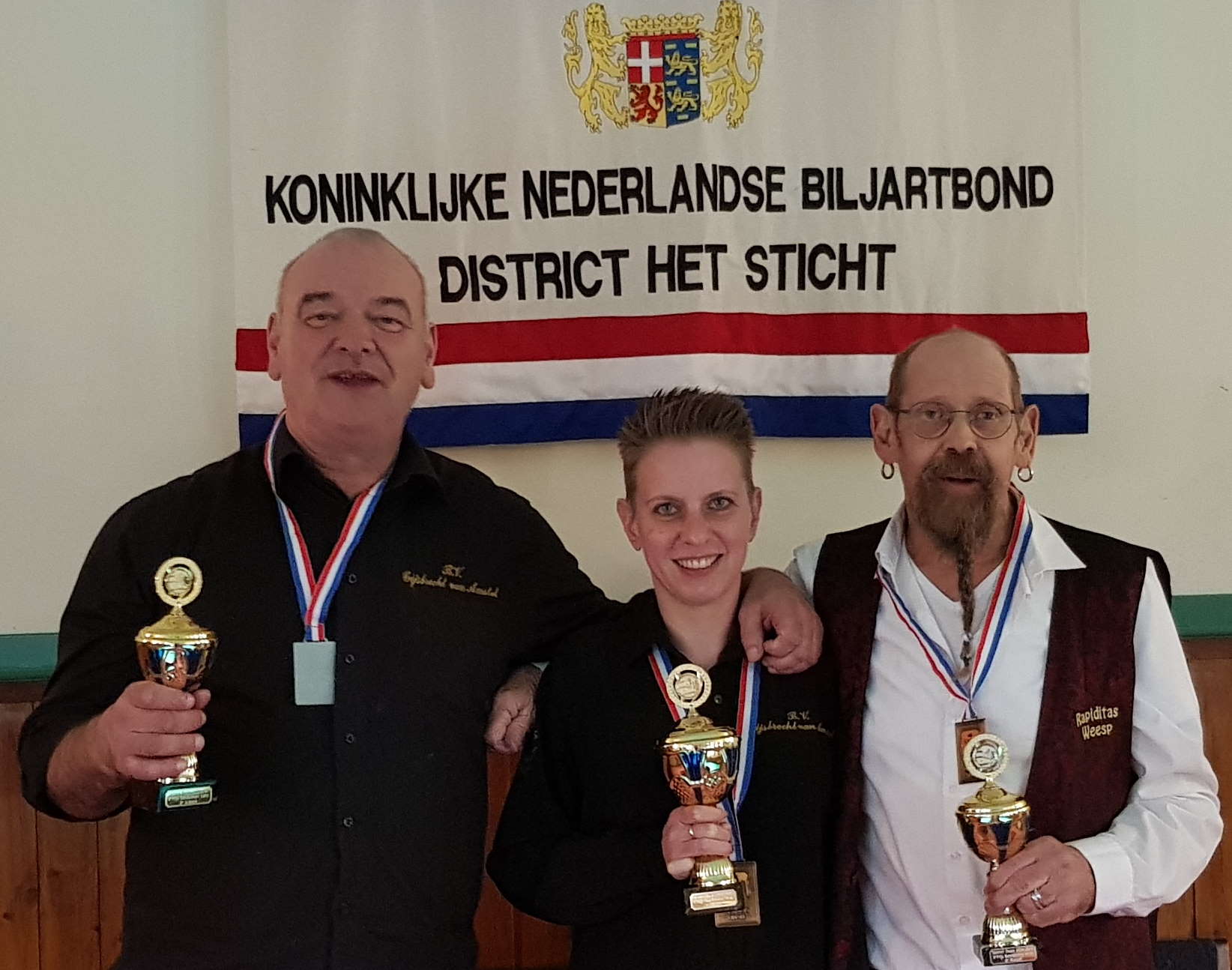 R. Camfferman (tweede), W. de Bie (eerste), N. de Vries (derde)